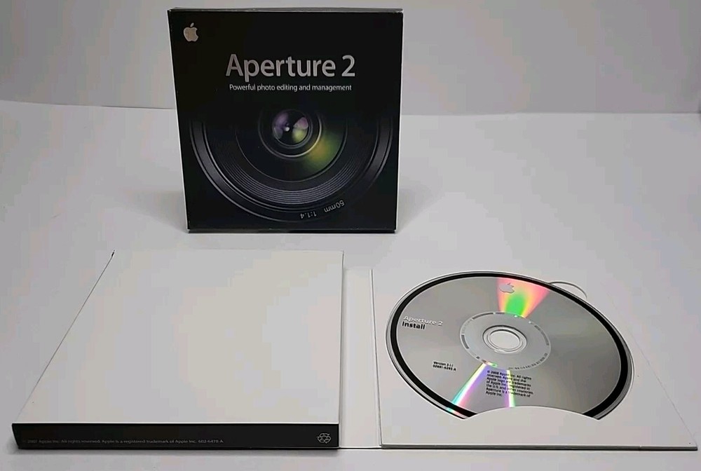 Apple Aperture 2 for Mac Photo Editing w/ Serial Number (missing training disc)