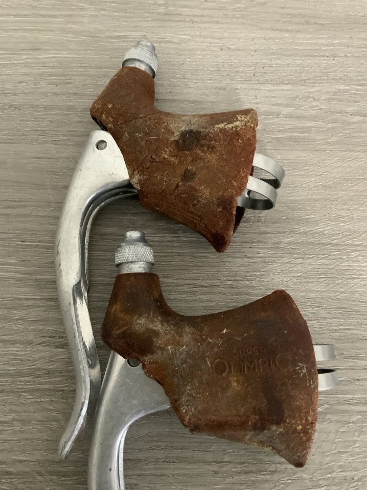 OLIMPIC BRAKE LEVERS NON-AERO CABLE STOPS/ADJUSTORS