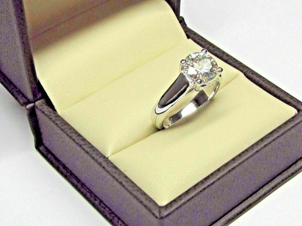 Solitaire 2.60 Ct Round Cut Off White Treated Diamond Ring 925 Sterling Silver
