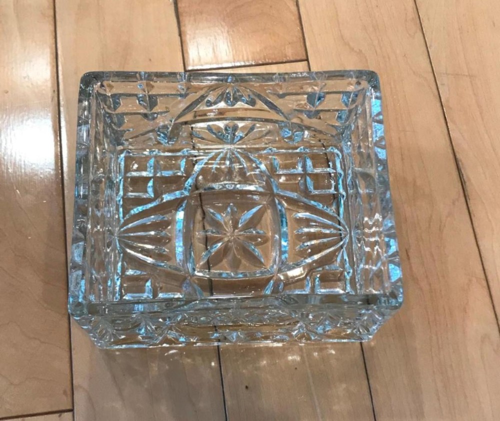 Beautiful Vintage Crystal box & Lid with initial P