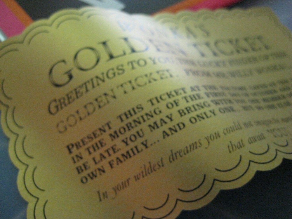 Willy Wonka Golden Replica Ticket - Screen Accurate Art Work