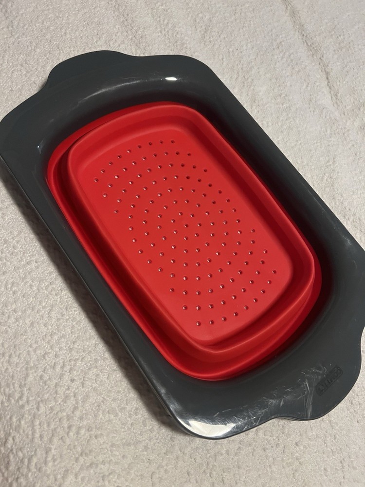 Red Over Sink Adjustable Collapse Strainer