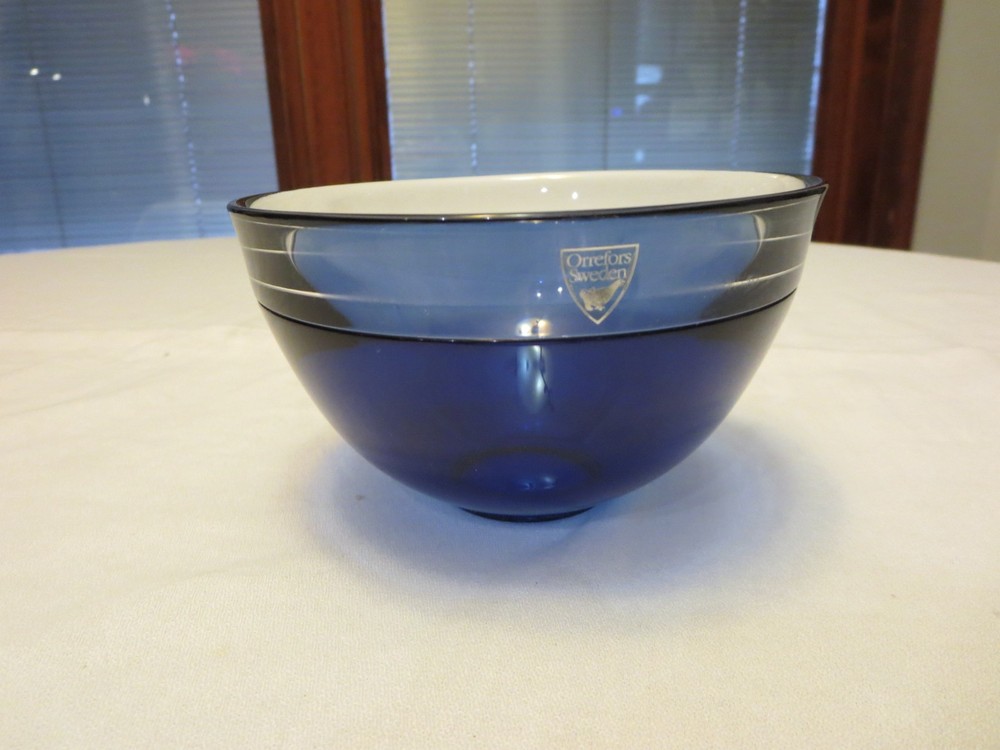 ORREFORS NEPTUNUS BLUE & CLEAR 5" BOWL