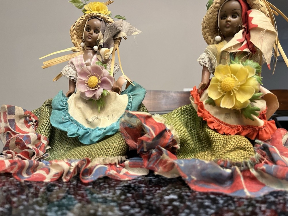 2 Pears craft dolls. Sleeping Eyes Dolls.