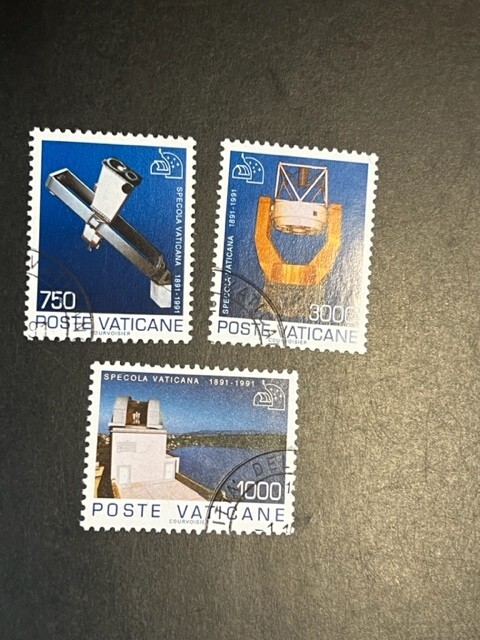 Vatican stamp 885-887 used