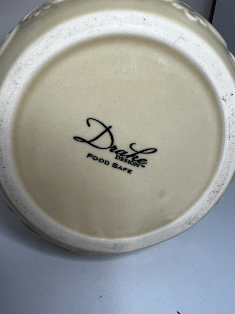 DRAKE DESIGN Embossed PITCHER Fleur de lis BEAUTIFUL 8" TALL