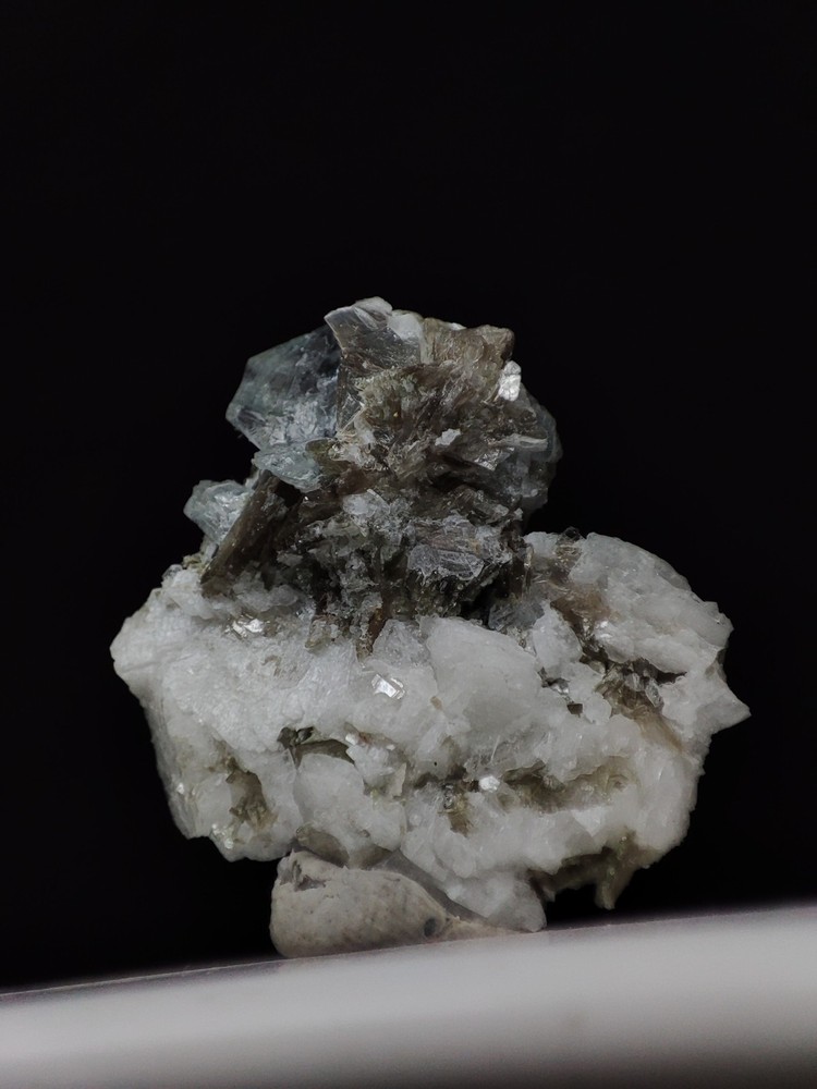 Alkali Beryl Crystal On Matrix With Nice Terminations-Pak.