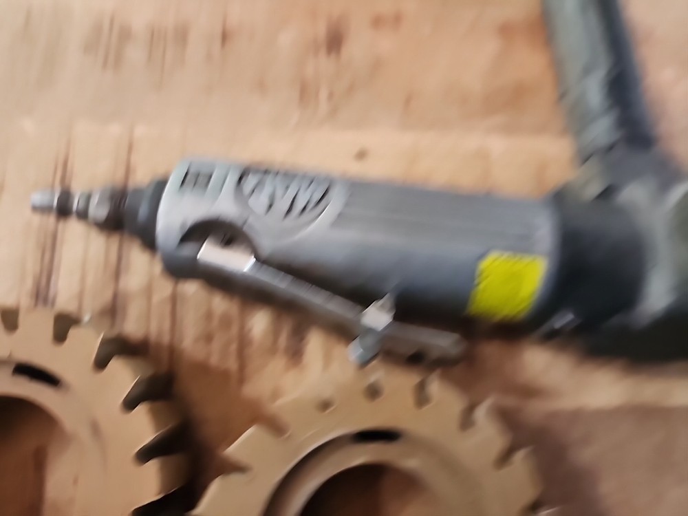 Mac Tool MB6901 Surface Blaster Air Tool Surface Prep Auto Body Pneumatic