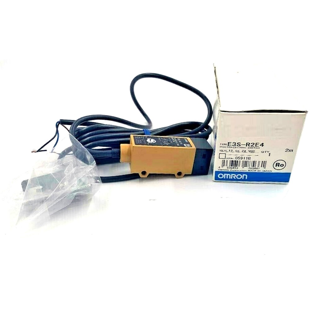 New In Box OMRON E3S-R2E4 Photoelectric Sensor Switch 12-24VDC