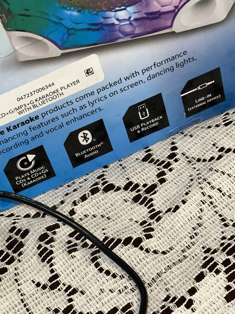 Singing Machine SML633 Bluetooth CD+G Karaoke System