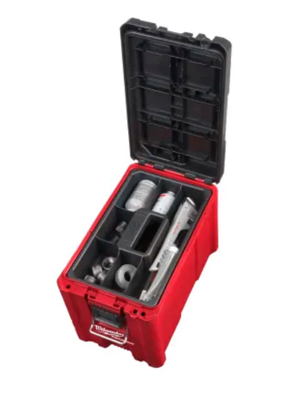 Milwaukee PACKOUT 20 in Red Compact Tool Box