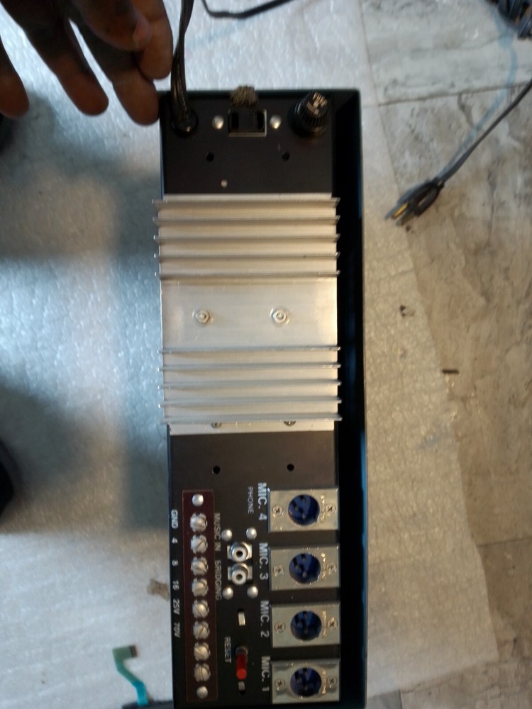 JWD AMPLIFIER MODEL 020
