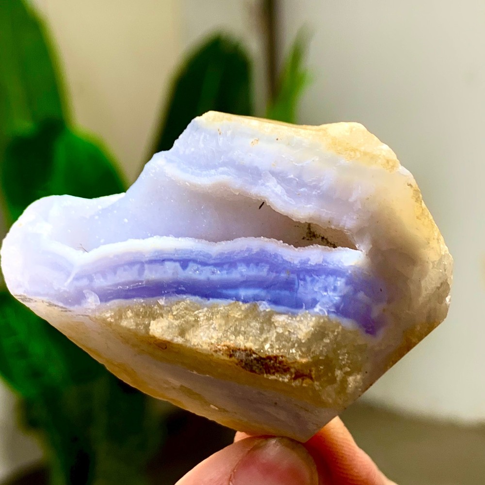 68GNatural Blue striped agate Crystal Chunks piece form Mineral Specimens