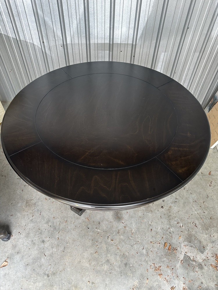 Pemberly Row Traditional Poker Table And Chairs