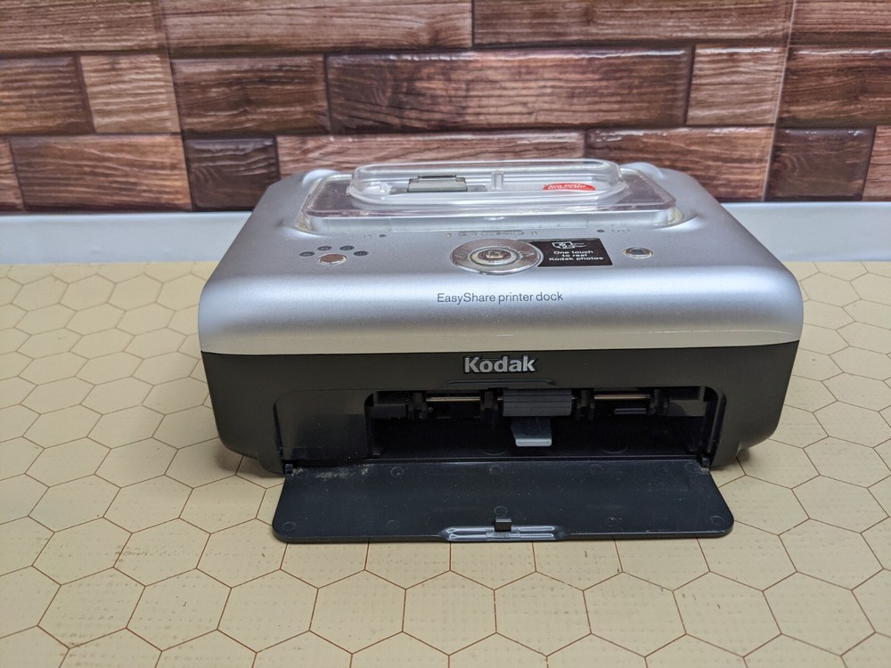 Kodak EasyShare Printer Dock & Camera Bundle Untested w/ Manual Software & Paper