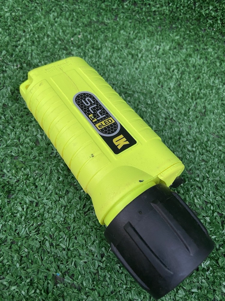 Underwater Kinetics UK Dive Light SL4 eLed L1, Tested & Working.