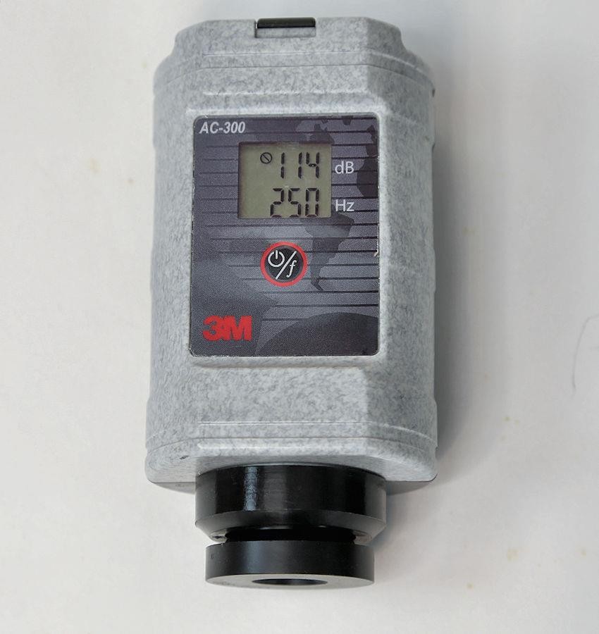 3M / Quest / TSI  Model AC-300  Acoustic Calibrator  AC300