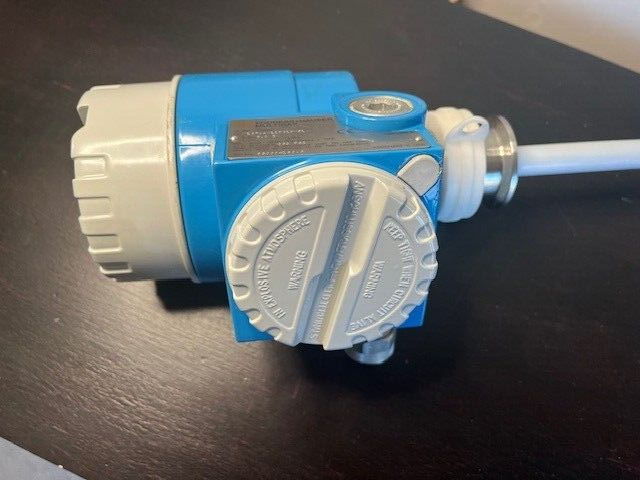 Endress Hauser DC 12TA-K11FG1BKS1 Level Transmitter 6" Multicap Level Sensor