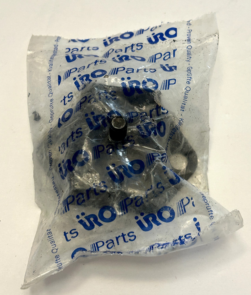 URO GEX7453 Transmission Mount - NEW