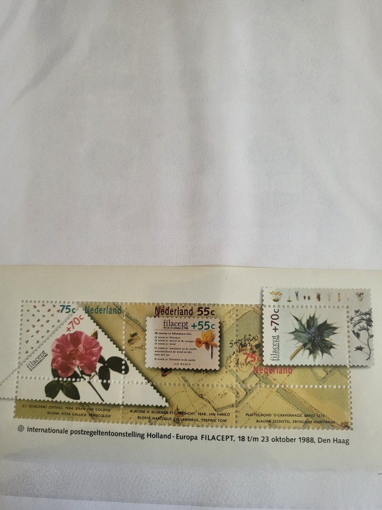 Stamps Netherlands Scott B637a never hinged