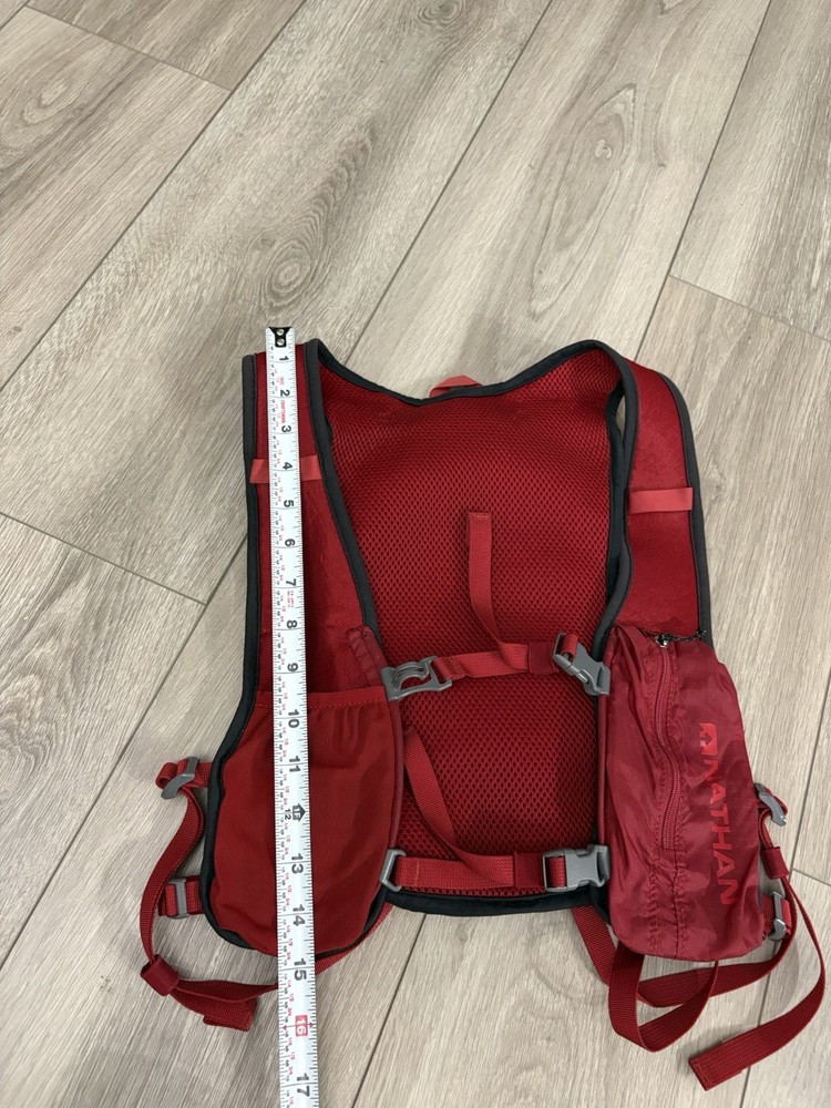 Nathan Running Vest Red( No Bladder)