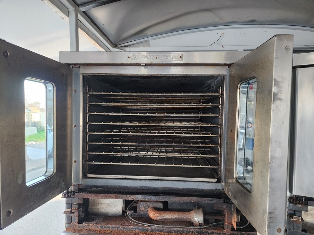 Double Stack Propane Convection Ovens Montague A-115(2) 115X Bakery Depth NSF