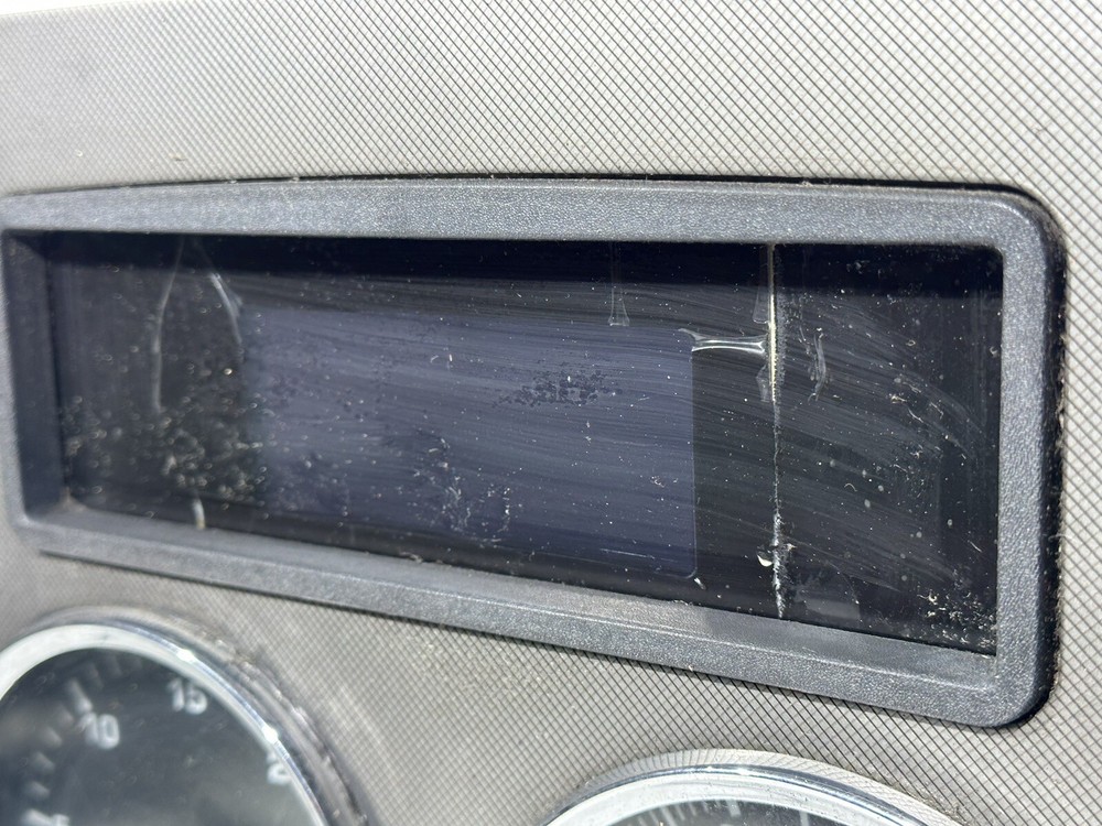 2011-2013 KENWORTH T300 INSTRUMENT CLUSTER