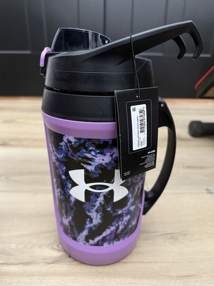 Under Armour 64oz Playmaker Water Jug