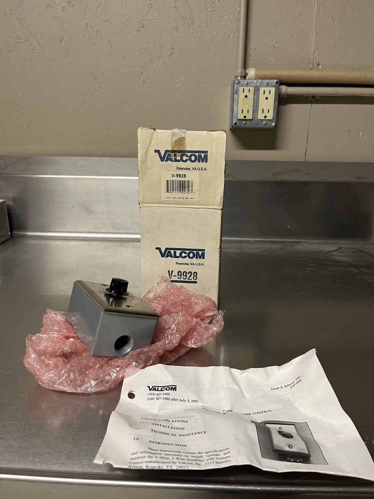 Valcom 5 Watt Amplifier w/ Volume Control V-9928