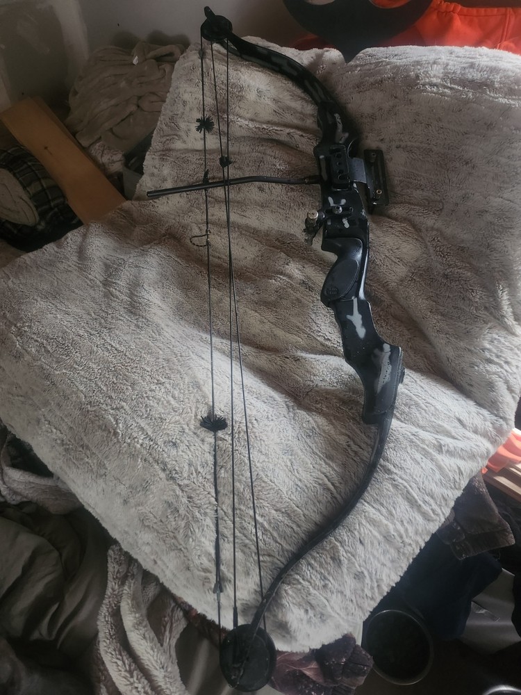 Robin Hood Apache Hunter Compound Bow