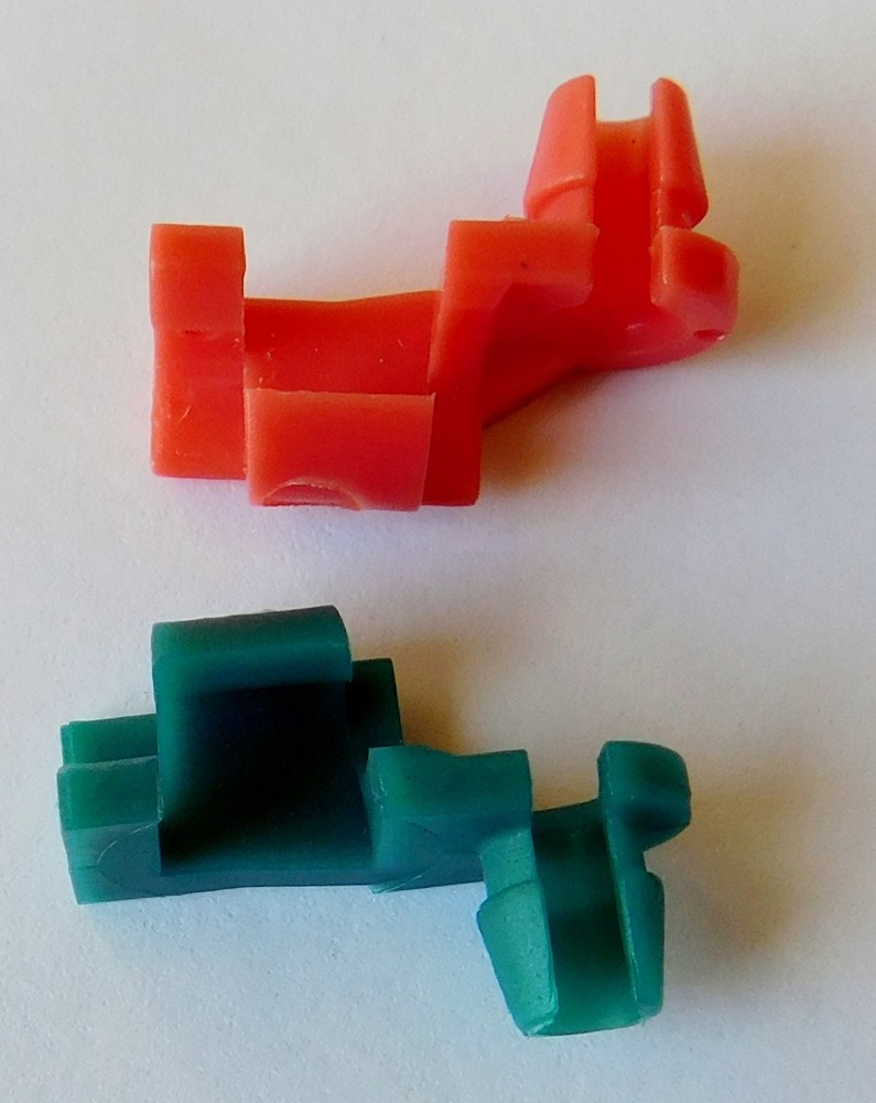 GMC & CHEVY TAILGATE LATCH HANDLE ROD RETAINER CLIPS 1999-2009