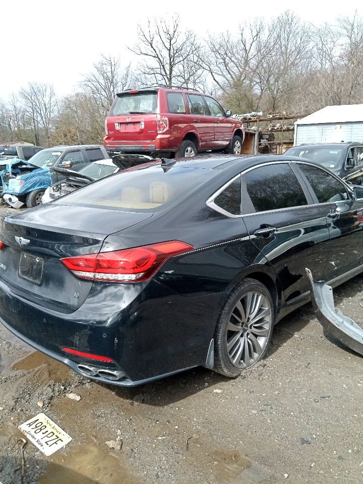 Used Blind Spot Detection System Warning Control Module fits: 2015 Hyundai Genes