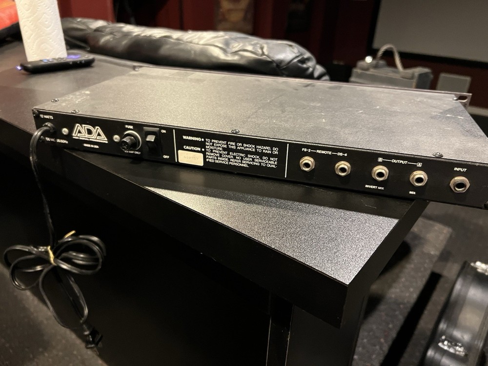 Vintage ADA Digitizer 4 Programmable Digital Delay (80s Rack Gear)