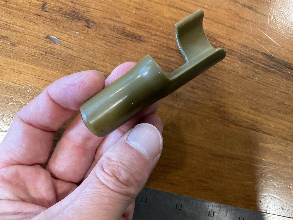 ORIGINAL WWII JAPANESE ARISAKA RIFLE MUZZLE COVER - CLEAN!