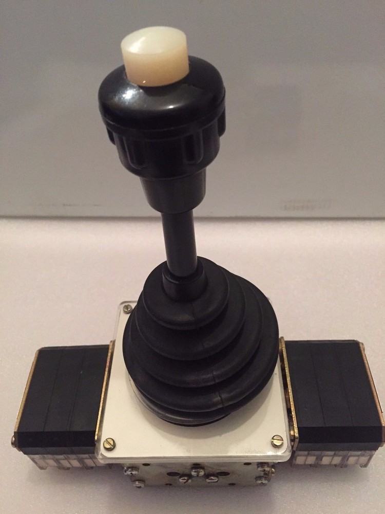 Spohn & Burkhardt NSO 33FMR-HU 053 Joystick Controller multi axis