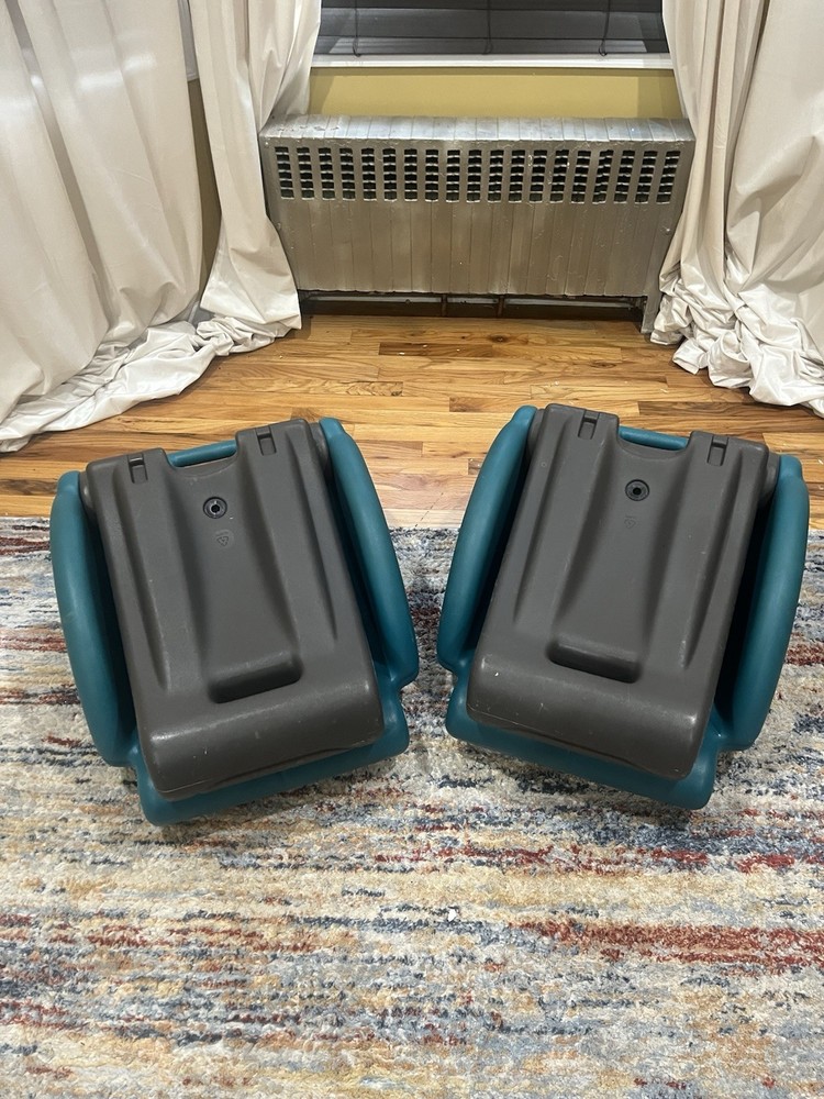 2-Piece Blue and Gray Stackable Step/Riser Set with Non-Slip Surface