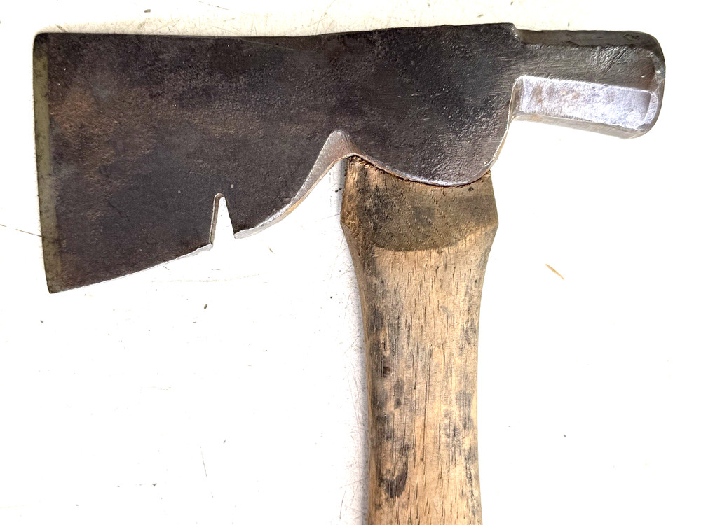 Carpenter Hatchet Overall Weight 1 lb 9 oz Used