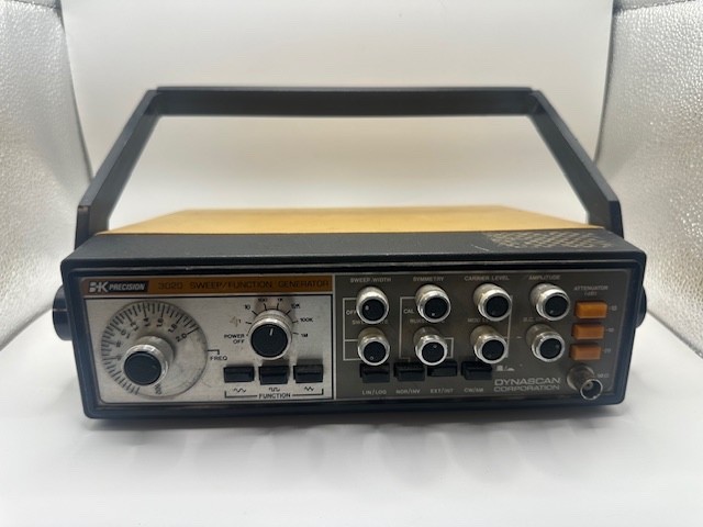 BK Precision 3020 Sweep Function Generator Dynascan Corporation (Untested)