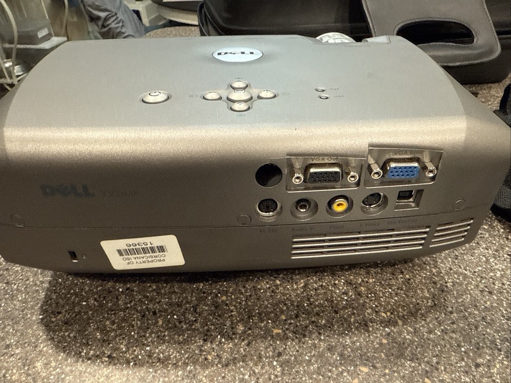 Dell 2300MP Projector With remote & Carrying Case Tested