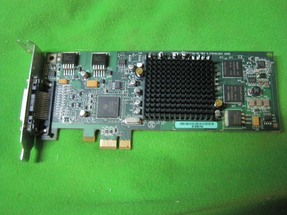 SUN  375-3433-01 PCI-E graphics card   AA936