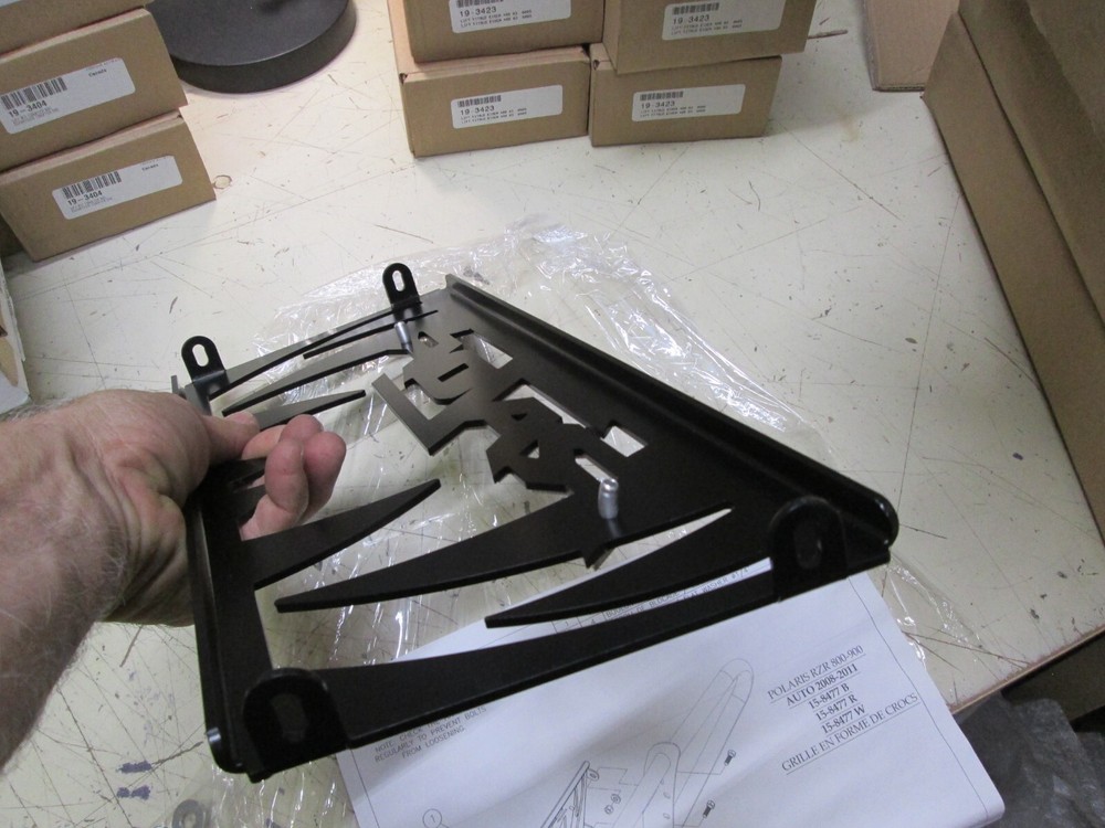 QUADRAX ELITE BUMPER GRILLE - TRIM INSERT IF NOT USING A WINCH - POLARIS RAZOR