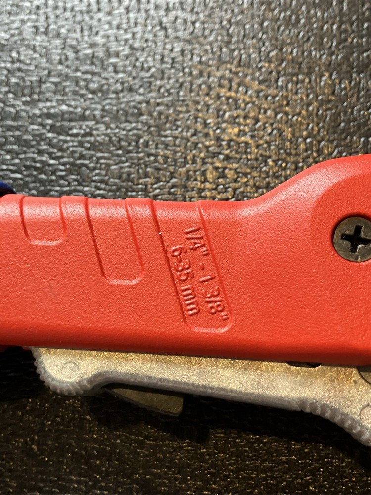 Knipex TubiX Pipe Cutter