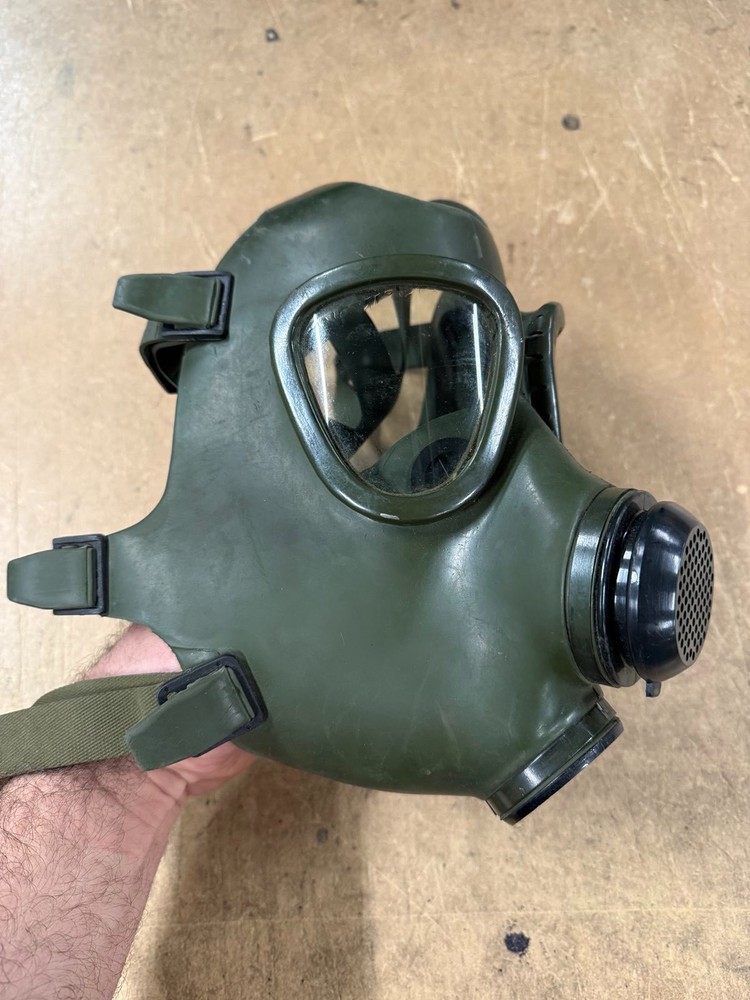 Romanian Gas Mask M74 with filter Size I