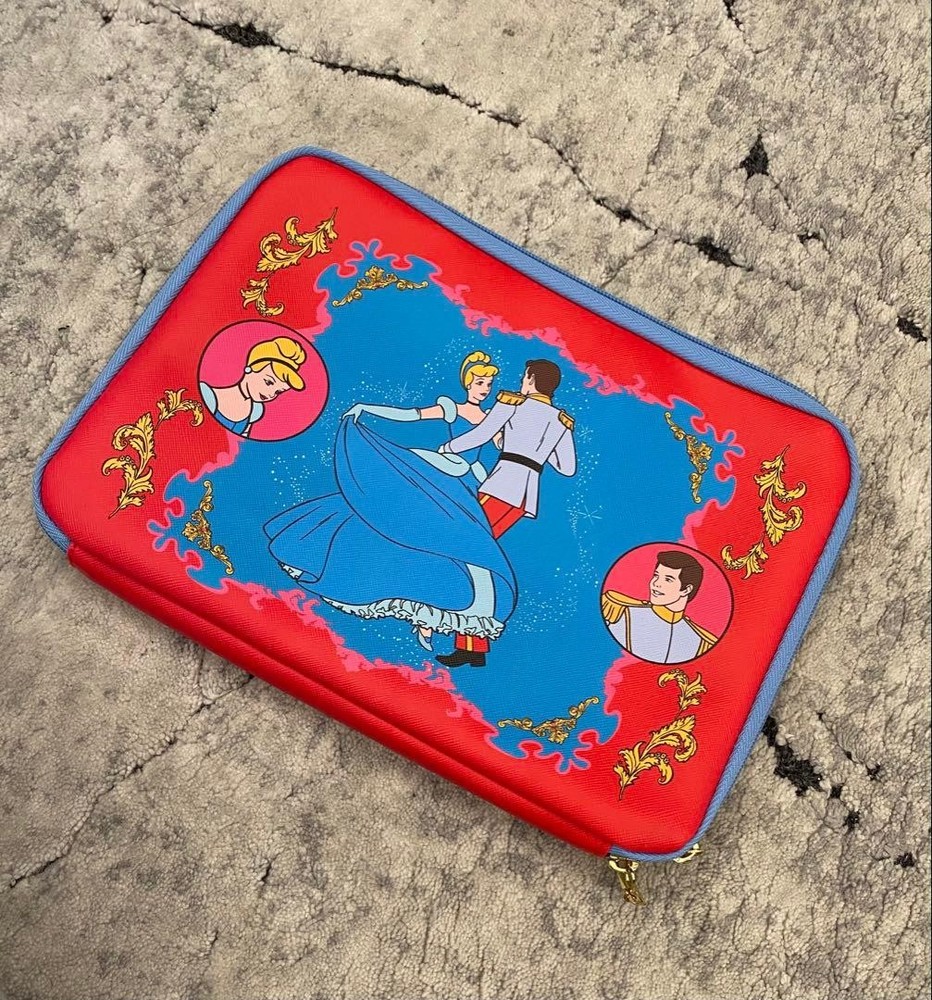 Nostalgica Gadget Case Cinderella Princess