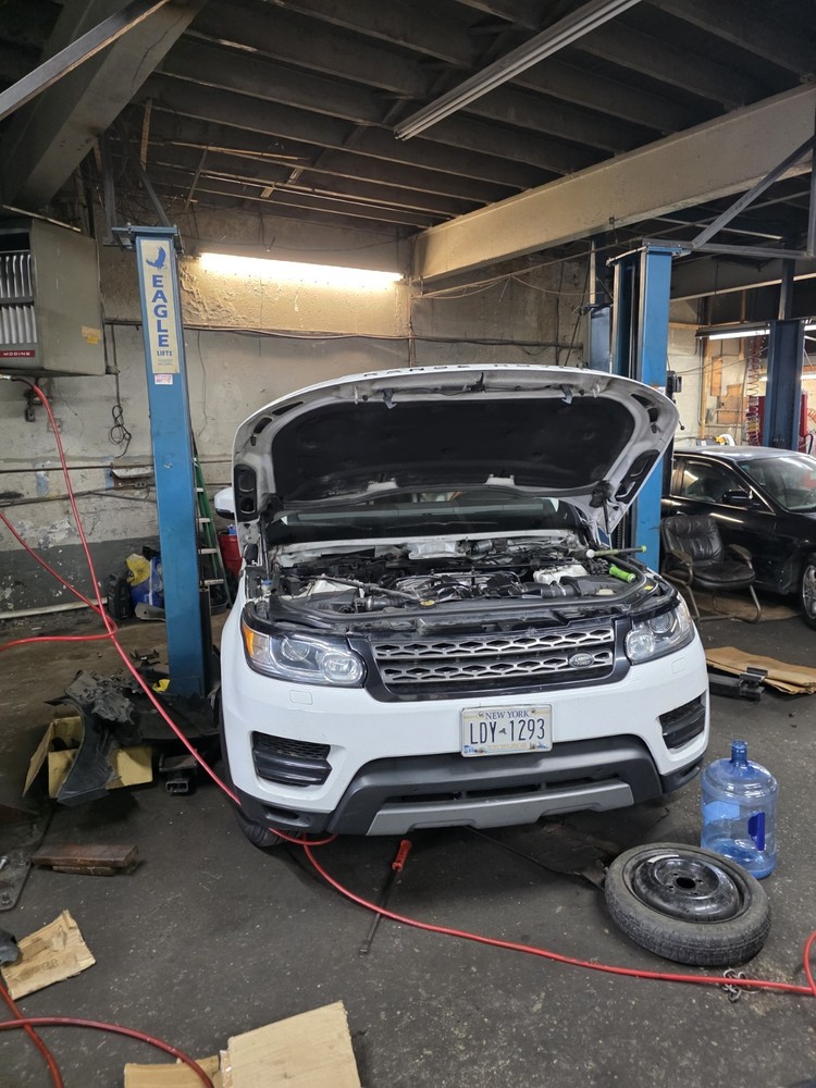 Automotive Lifts 9,000 Lbs