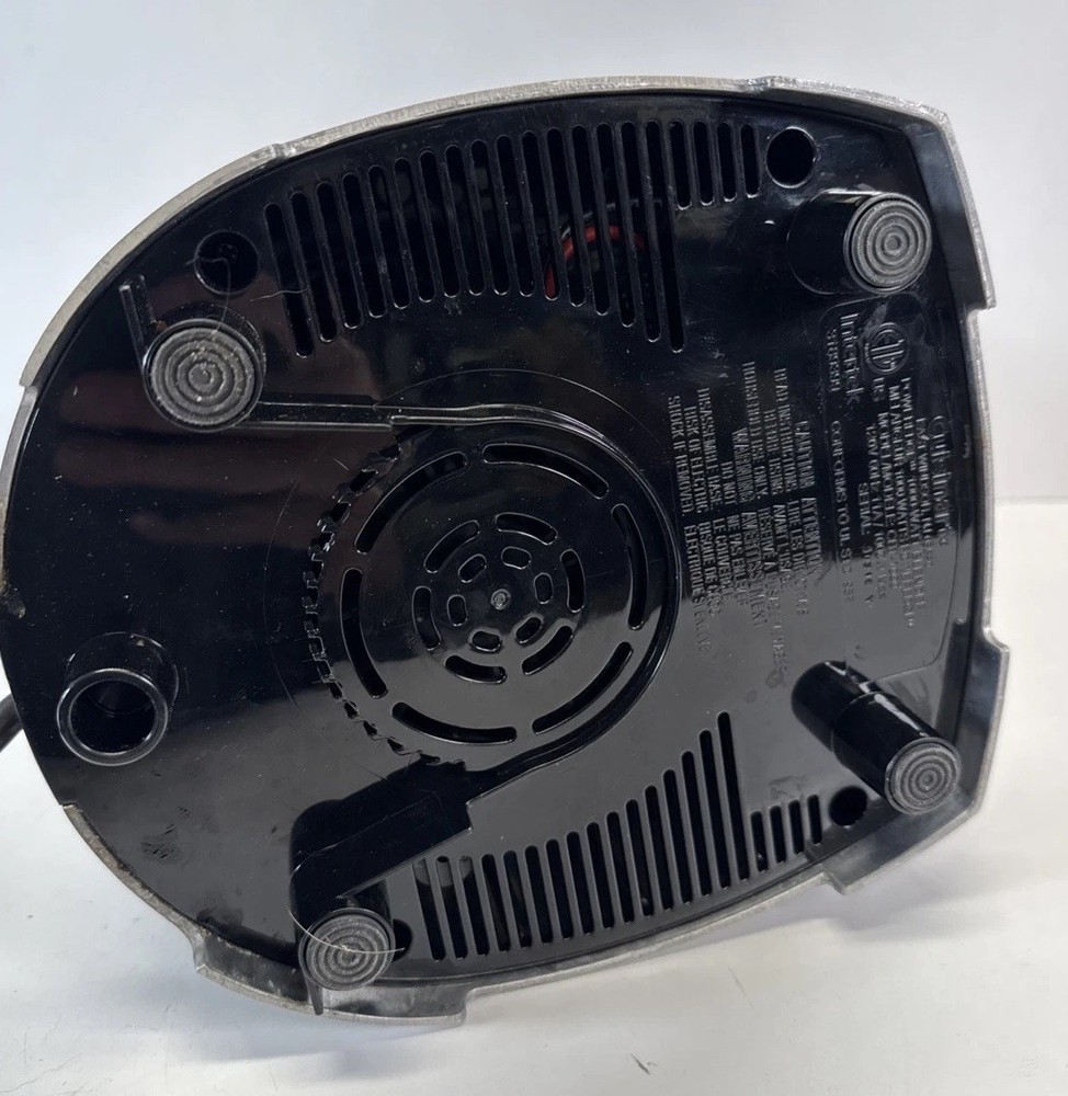 Cuisinart CBT-1000 Power Edge Blender Silver Replacement Part Base Motor Only