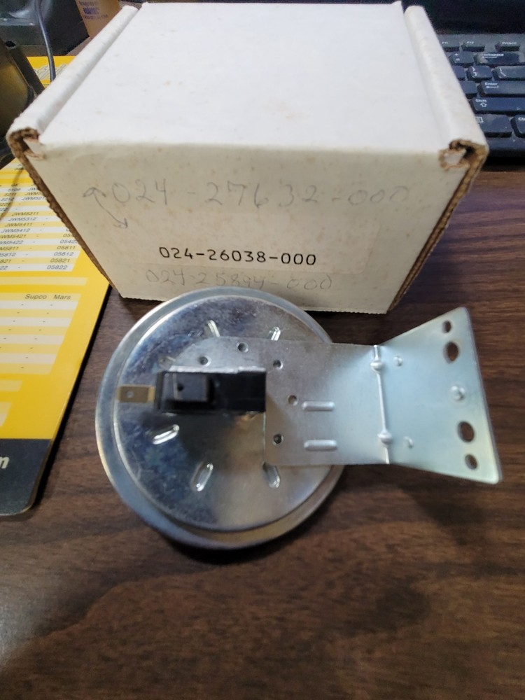 S1-02426038000 .40 Pressure Switch from Source1