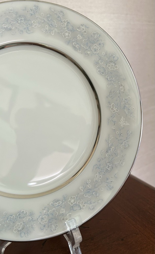 5 Piece Place Setting by Oxford Bone China, Twilight Dell Pattern, Lenox