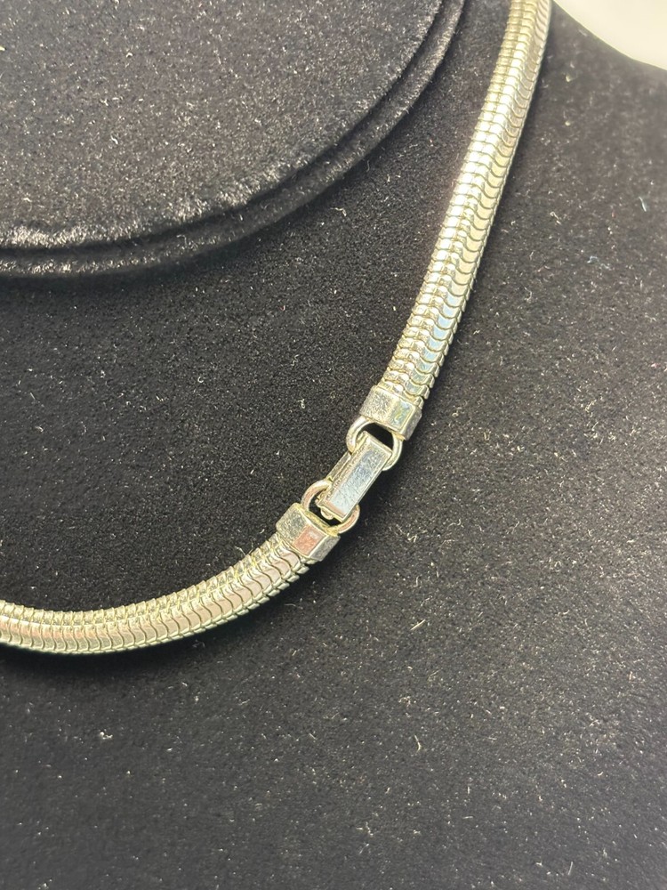 Chunky Chain Necklace Dramatic Twisted Strand Leaf Details Vintage