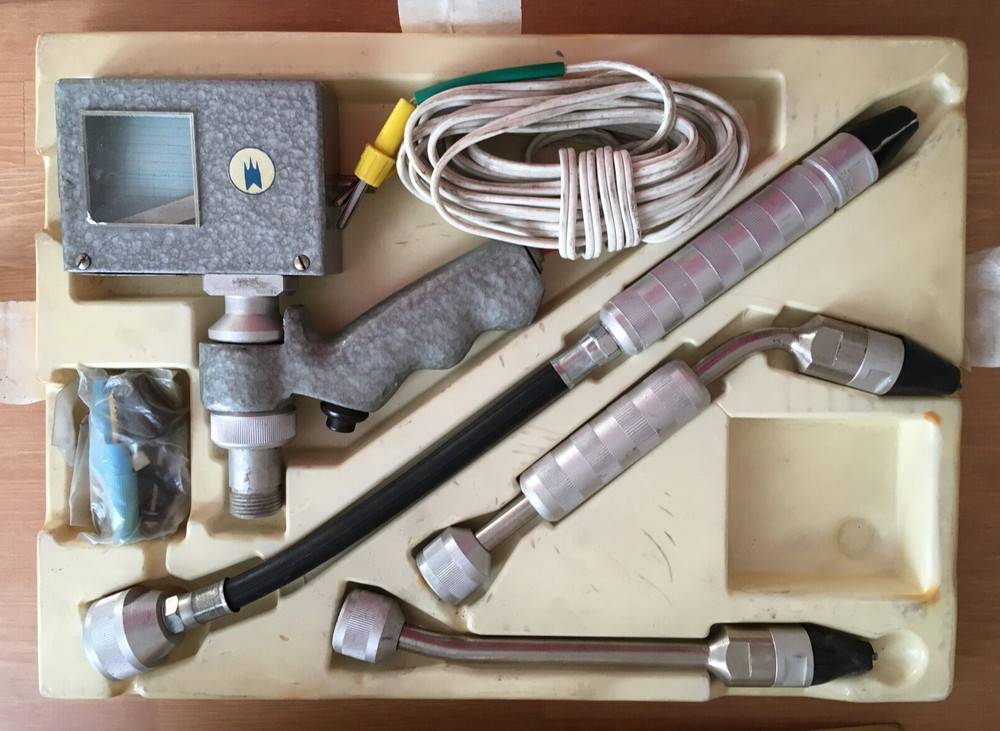 Communist vintage Bratislava kit